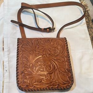 Elegant Brown Leather Crossbody Bag